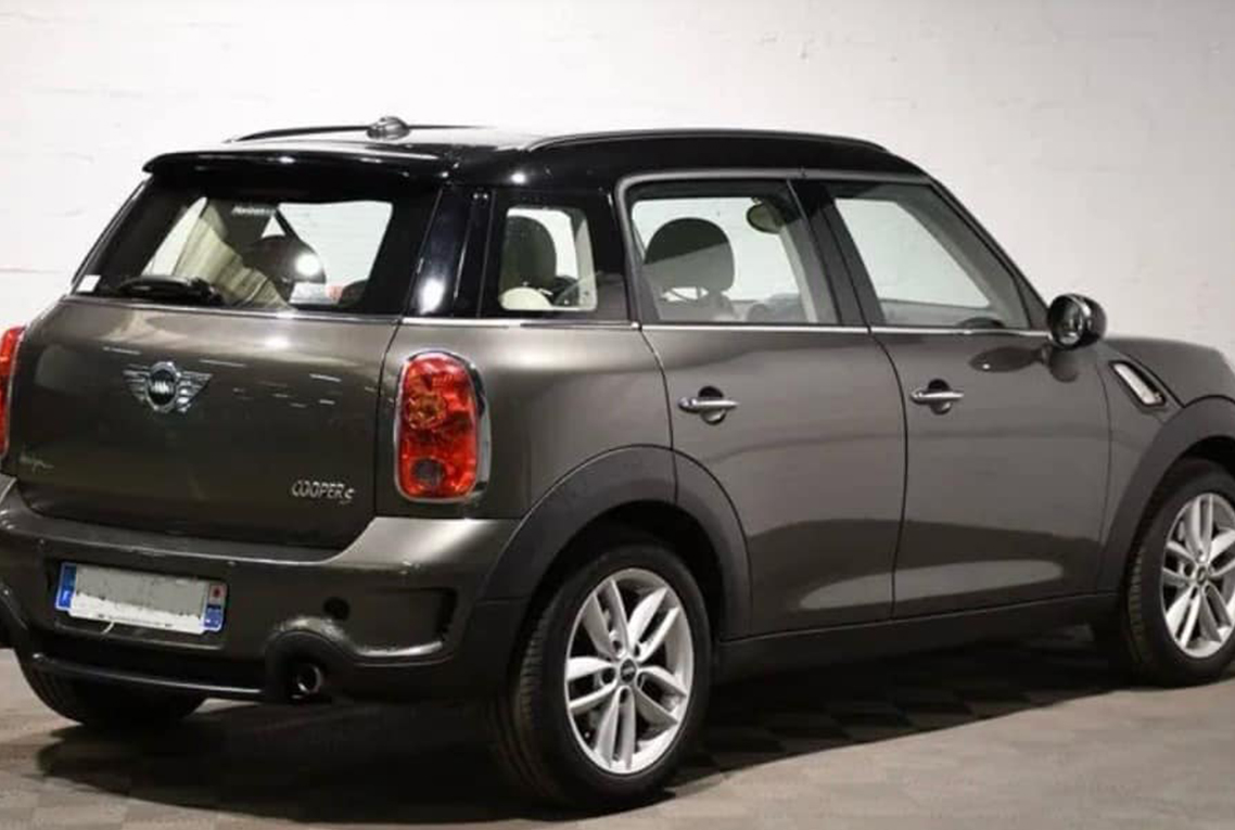 MINI COUNTRYMAN Vue extérieure arrière